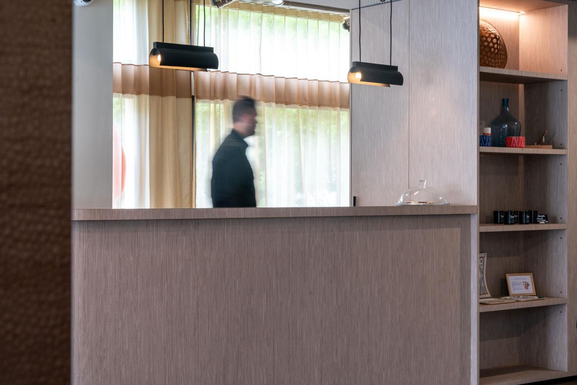 Le Masq Hotel Best Western Premier Ла Рошел Екстериор снимка
